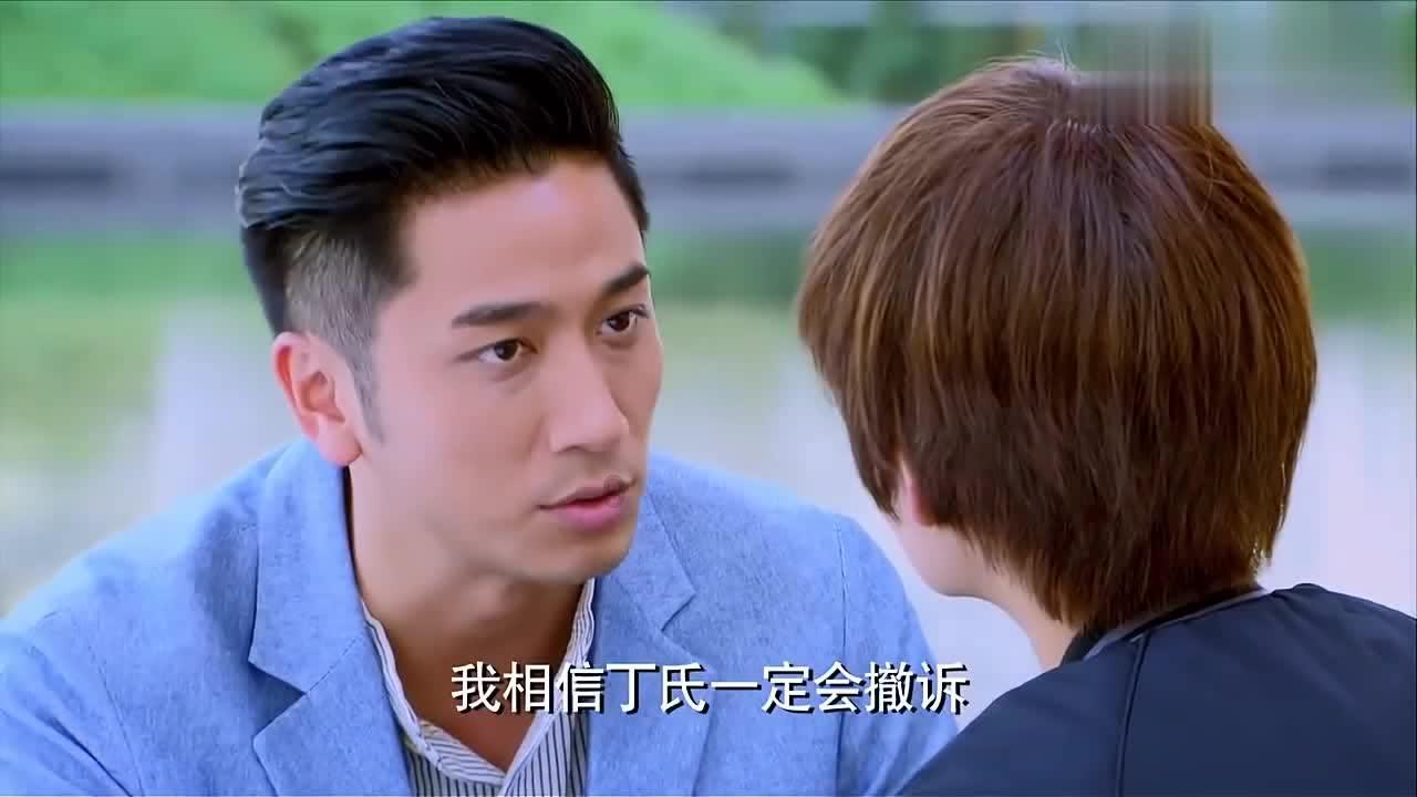 同等体型的猫科动物根本无法打败犬科动物么